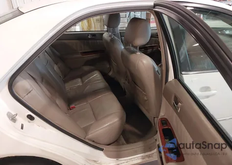 2006 Toyota Camry Xle z USA, uszkodzony, nr VIN 4T1BE30K26U665914